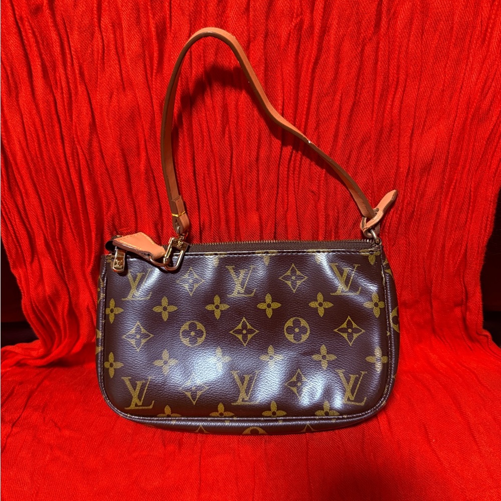 Louis Vuitton Monogram Canvas Shoulder Pochette with Leather Strap